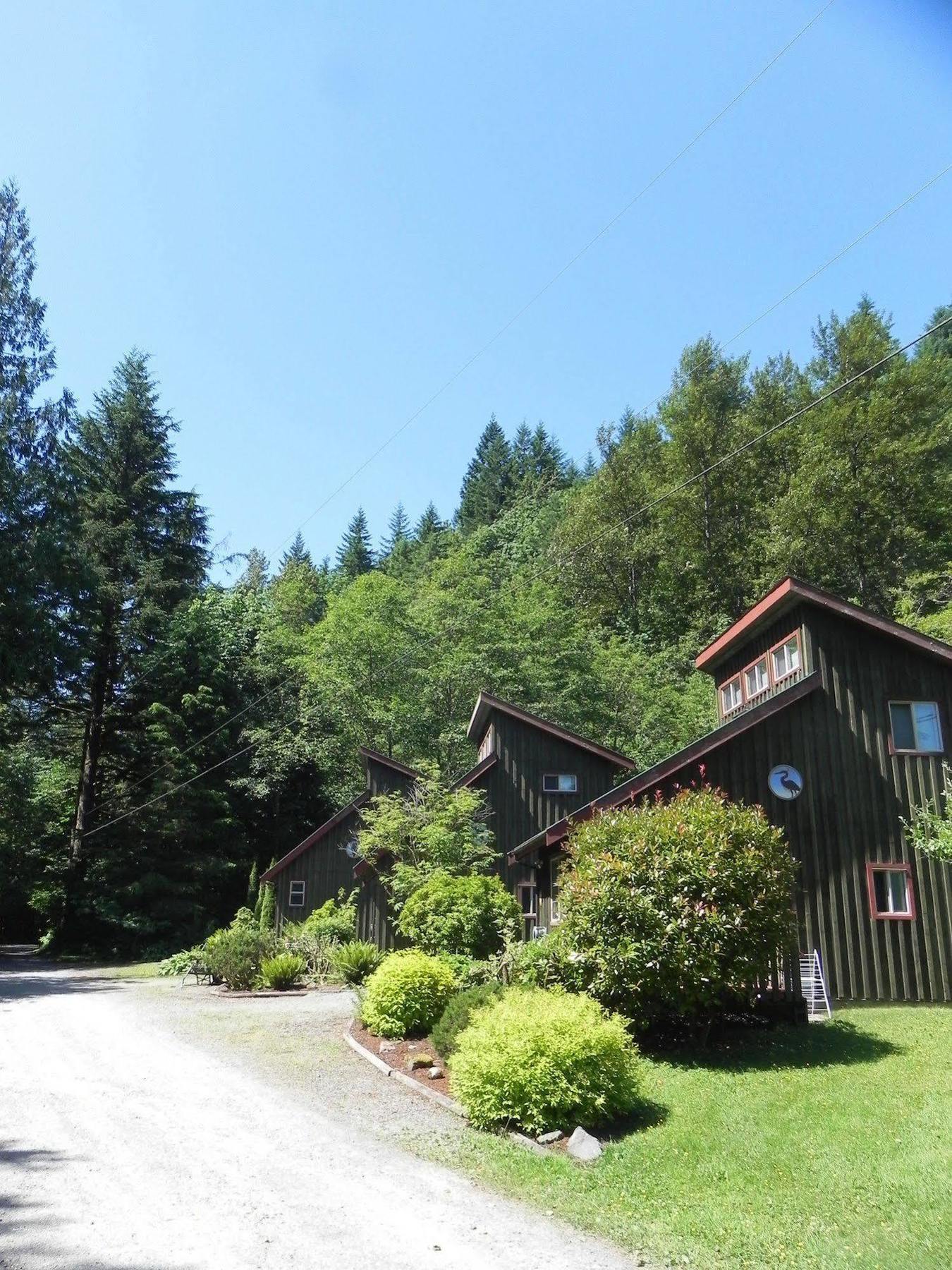 Forest Echoes Cabins Cultus Lake Exterior photo
